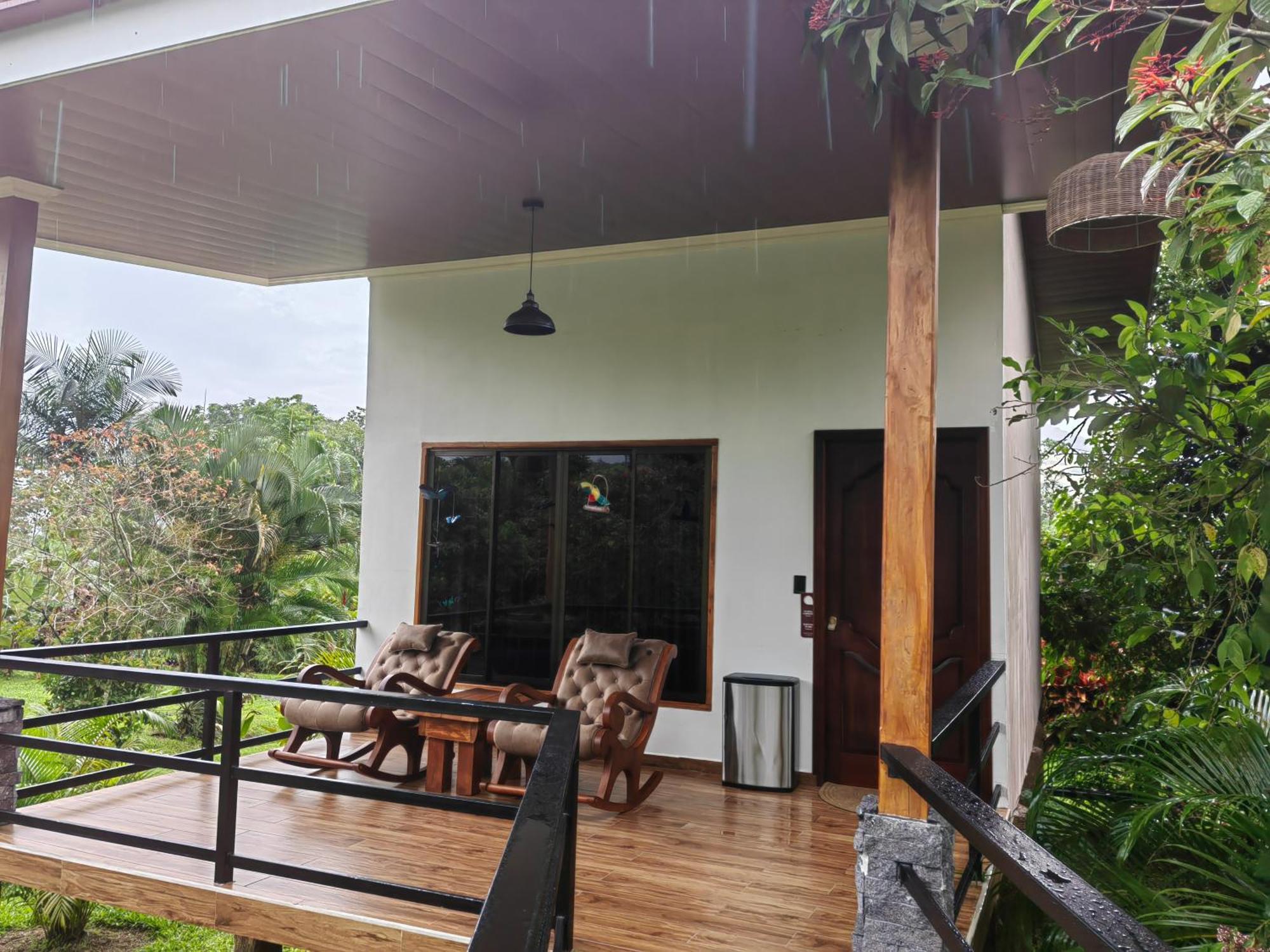 Hotel Roca Negra Del Arenal La Fortuna Exterior photo