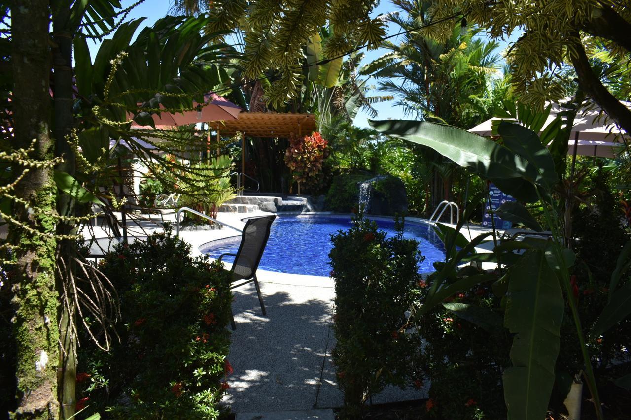 Hotel Roca Negra Del Arenal La Fortuna Exterior photo
